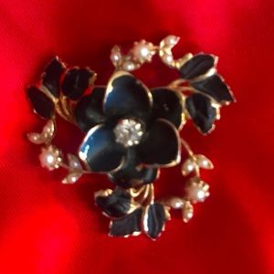 Vintage Black & Gold Brooch with rhinestones and pearls